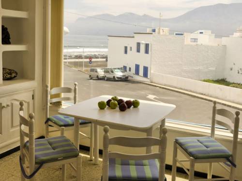 Caleta de Famara Código promocional para las Islas Canarias en Booking.com